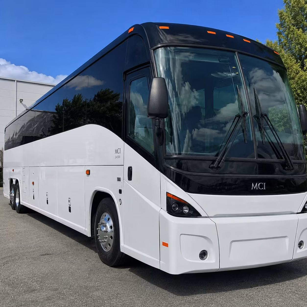 find santee airport transportation for corporate groups and business travel