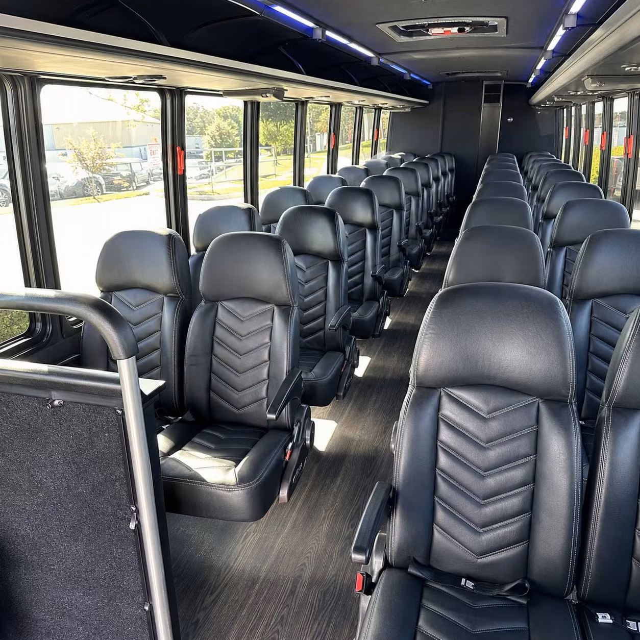 santee 28 passenger minibus rental