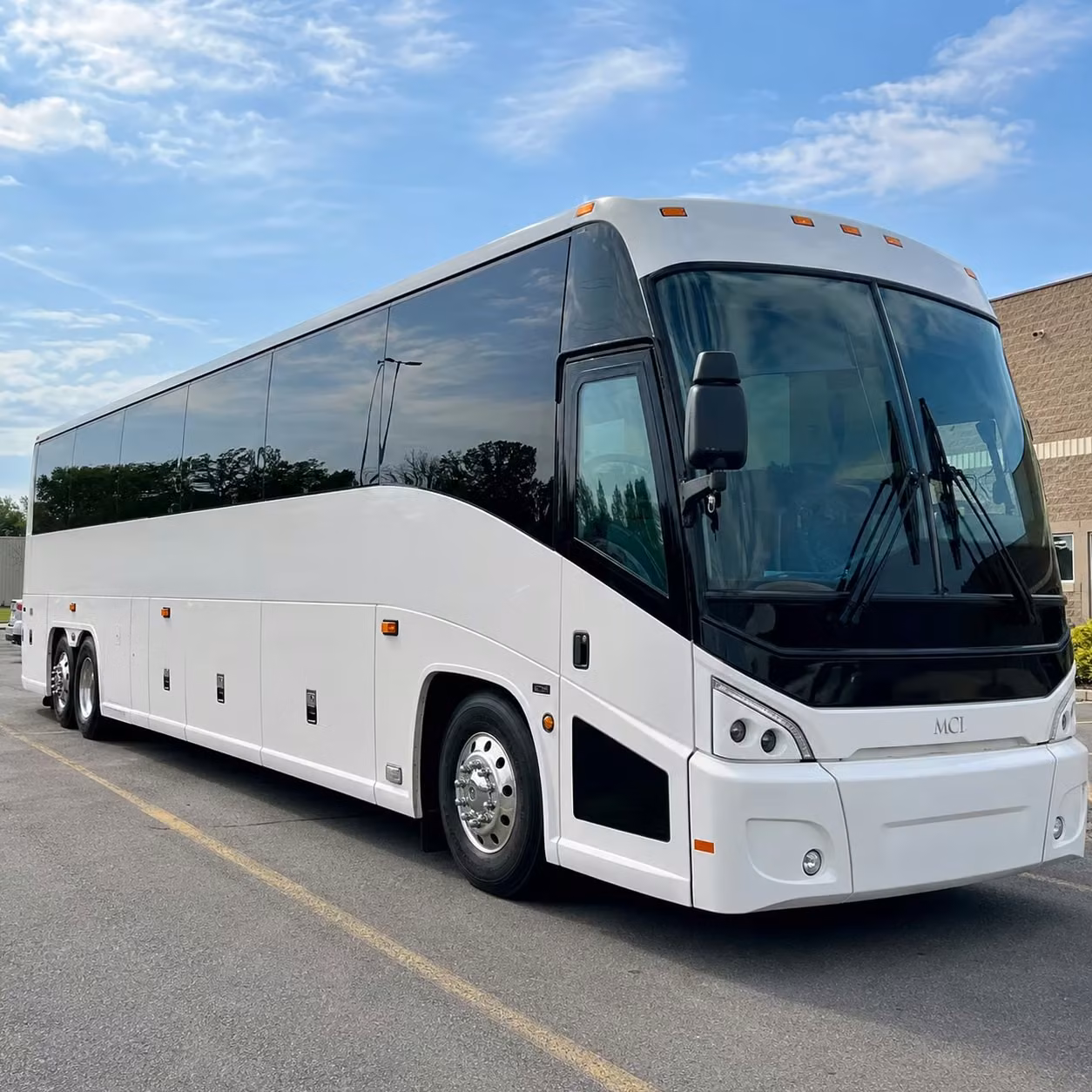 santee charter bus rental exterior