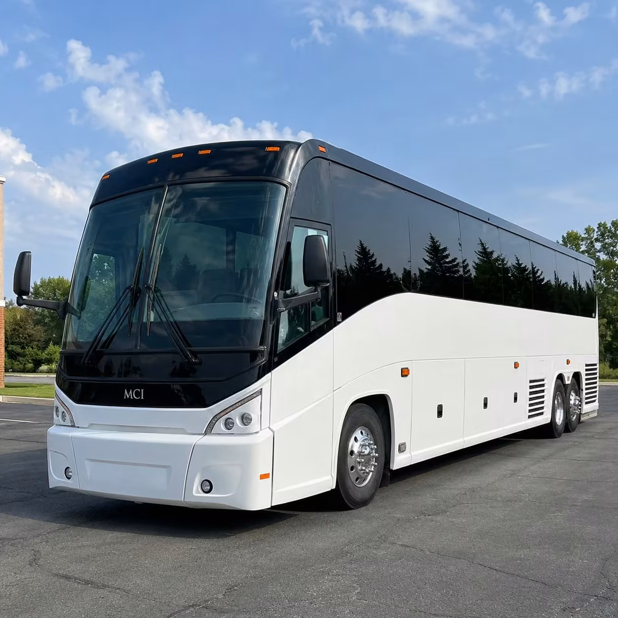 santeecharterbuscompany com connects santee groups with the right bus for every long distance route